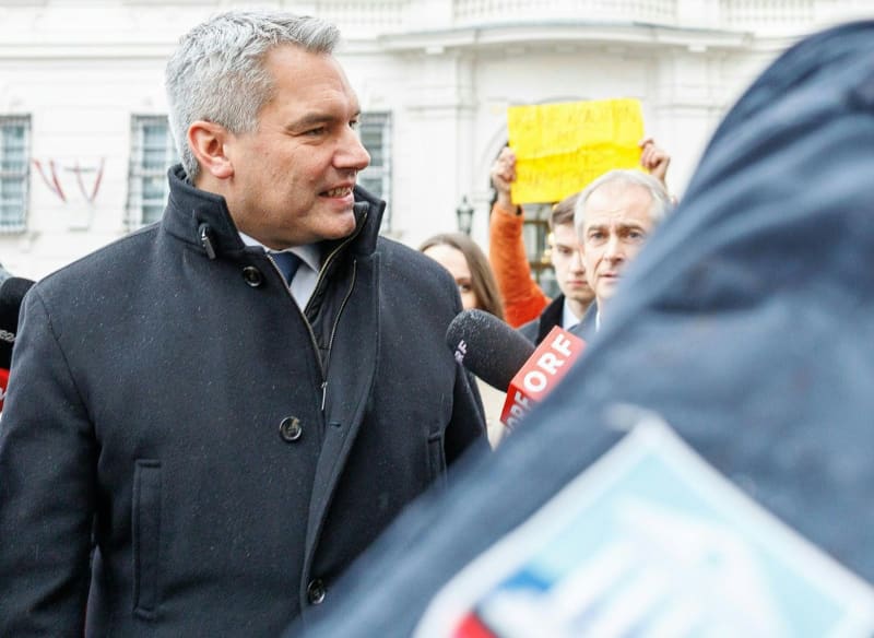 Austria's Conservatives Choose New Leader Amidst Government Turmoil
