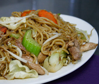 Craving the Best Chicken Chow Mein in Vegas? Kung Fu Thai & Chinese is a Must-Try!