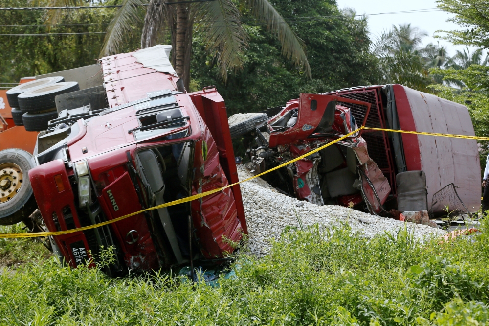 Tragedi Tabrakan di Teluk Intan: Kendaraan FRU Tanpa Sabuk Pengaman, Lorry Melanggar Aturan GPS, Kata Kemenhub
