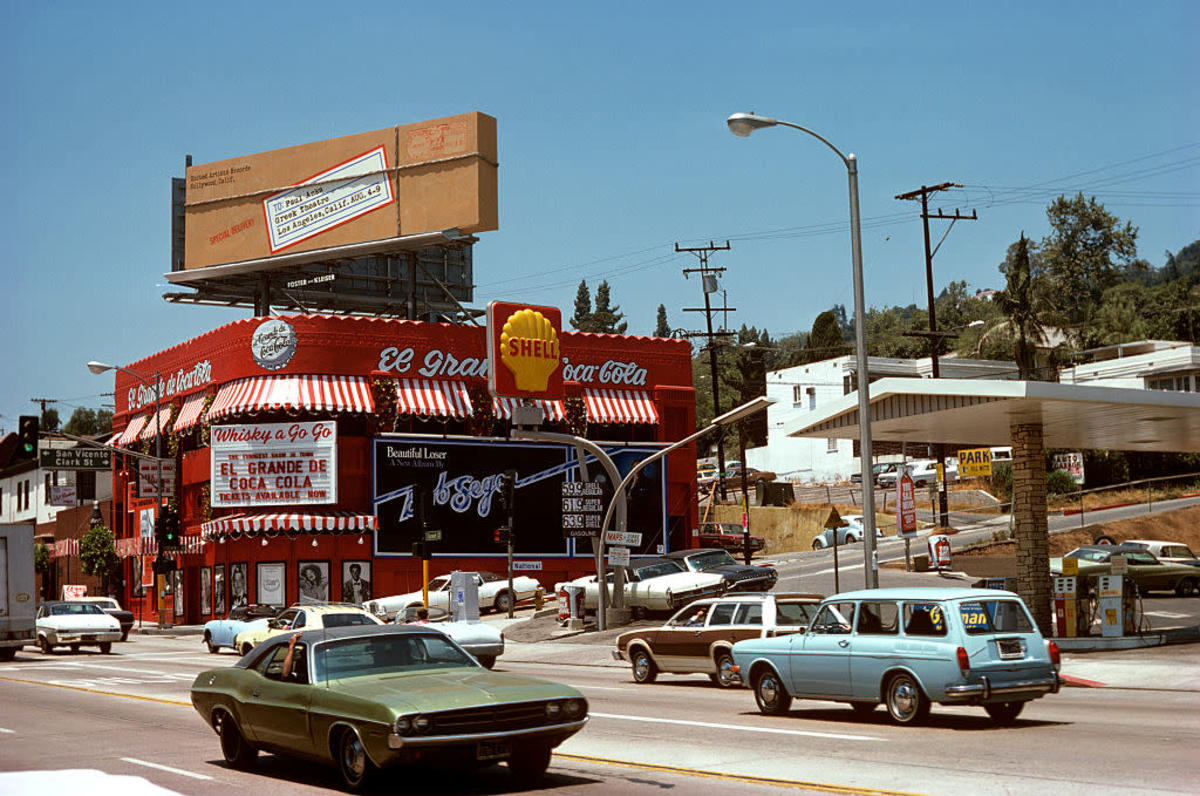 Hollywood Landmark Shaken: Dump Truck Crash Damages Whisky a Go Go