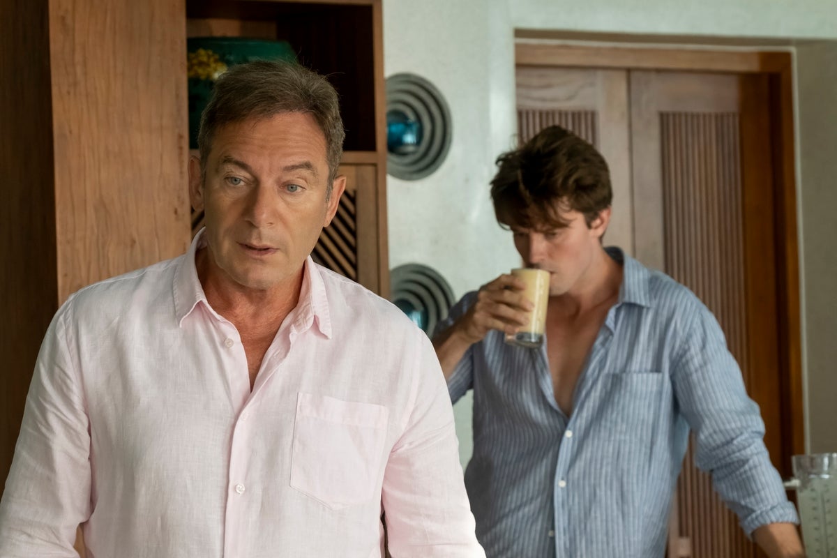 Jason Isaacs reveals the salary every White Lotus star earned per episode: 'A very low price'