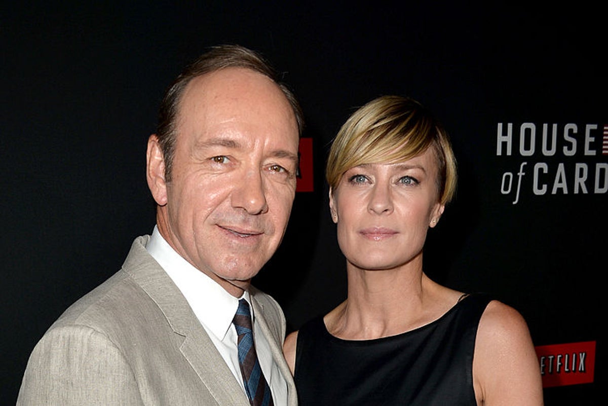 Robin Wright said that she couldn't earn as much as Kevin Spacey on Netflix show because she hadn't won an Oscar
