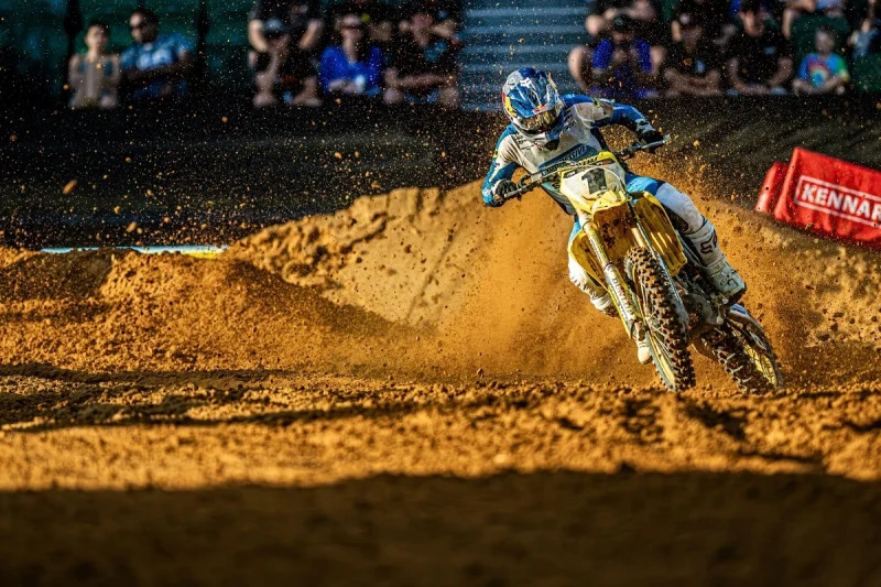 Sejarah Mungkin Tercipta! Pelumba Malaysia Berpotensi Buat Kejutan di Kejohanan Supercross Dunia Kuala Lumpur