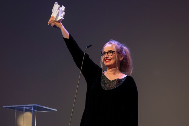 Julie Delpy Brings the House Down in Göteborg: Accepts Honorary Dragon Award with Humour and Charm