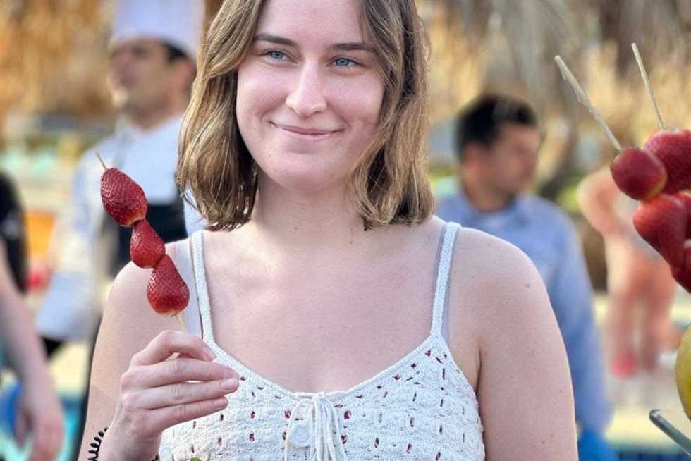 مهرجان الفراوفة يأسر السائحين بفنادق الغردقة: تجربة فريدة من نوعها