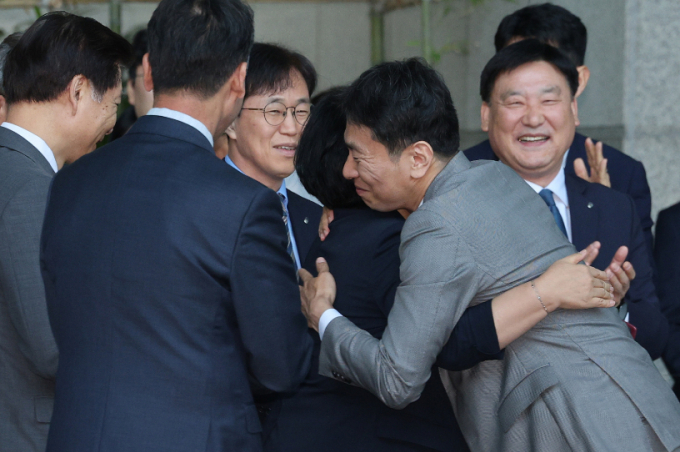 이복현 전 금감원장 퇴임: '관치금융' 해소 과제는 미완? 3년 임기 주요 성과와 논란