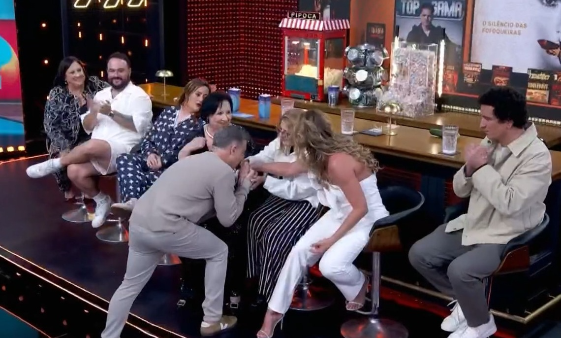 Reconciliação emocionante: Dona Déa e Livia Andrade fazem as pazes no Domingão do Huck e revelam segredo!