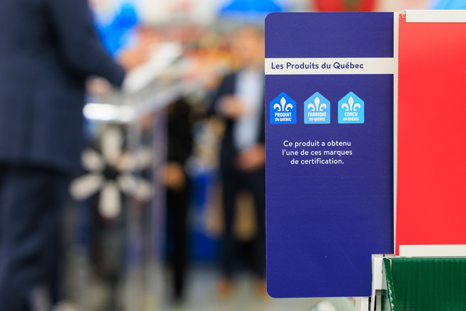 Les consommateurs à l'épicerie Boycottage des produits américains, mais pas des produits santé