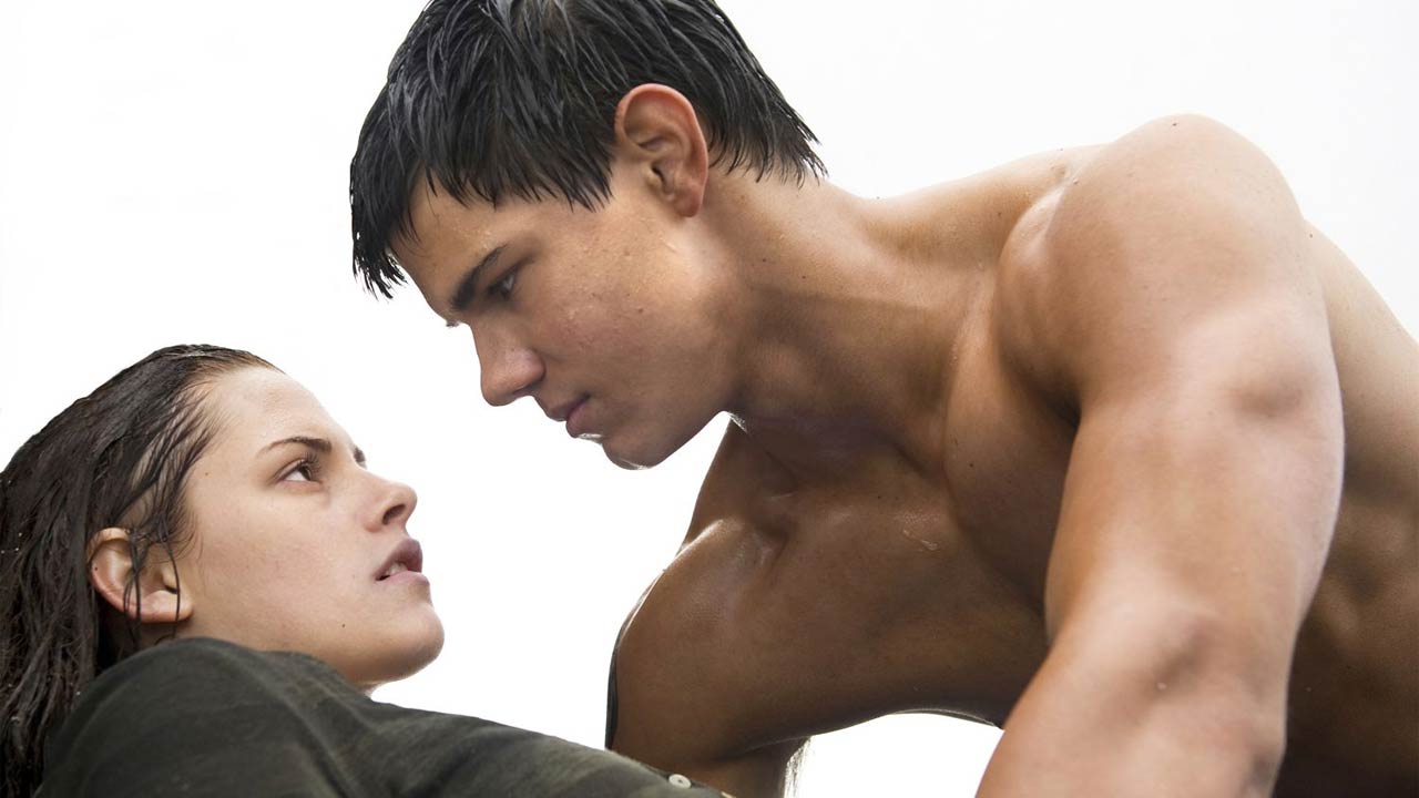 Taylor Lautner caccia i licantropi: la nuova serie TV soprannaturale