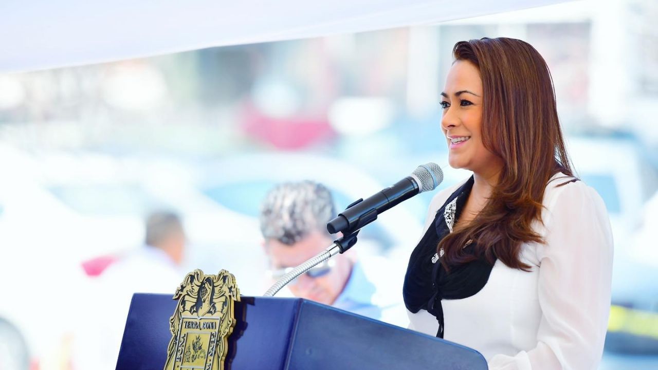 Tere Jiménez inicia construcción de laboratorio nacional de semiconductores en Aguascalientes