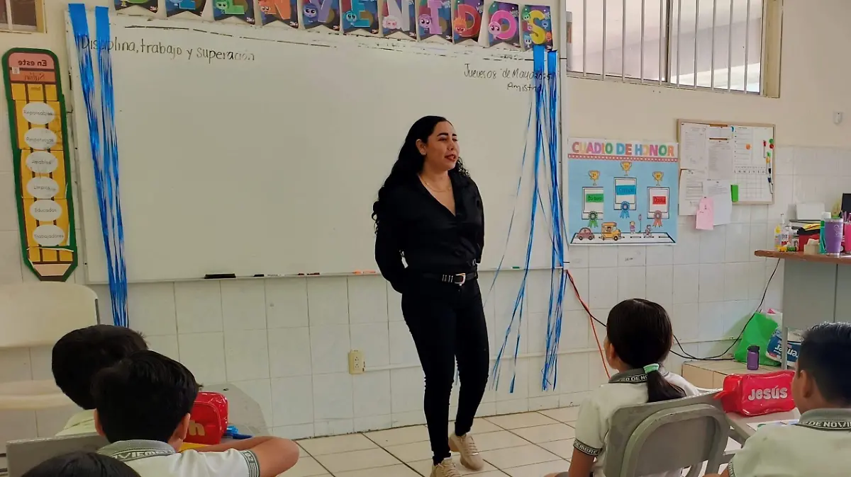 La Nueva Era de la Educación: Maestros en la Encrucijada entre la Tecnología y el Respeto