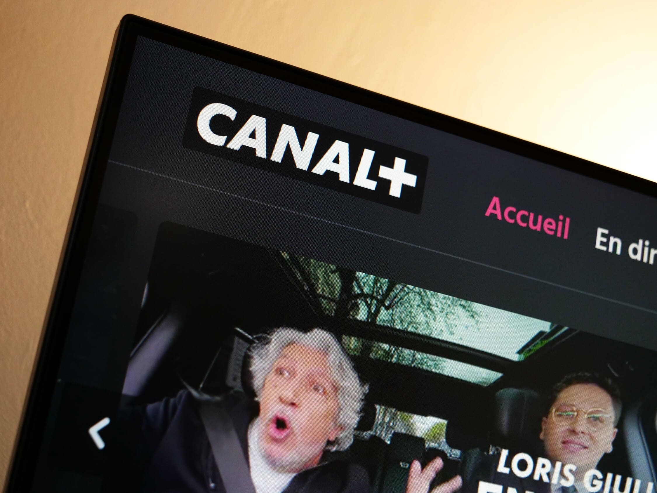 Canal+ prêt à accélérer la lutte contre le piratage : une procédure simplifiée en vue ?