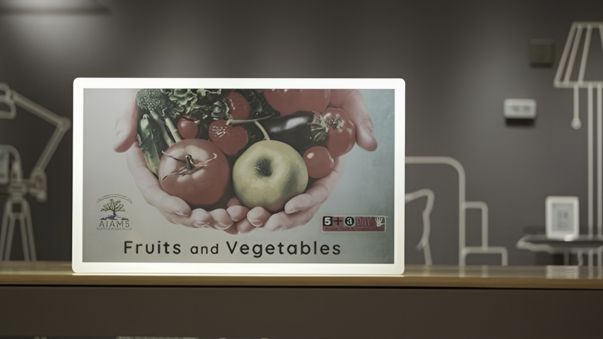 Kolorowe ekrany e-ink dla Twoich oczu: masowa produkcja rusza!
