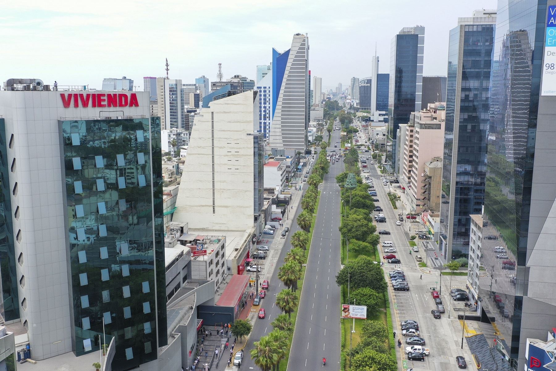 Perú impulsa el crecimiento económico con estabilidad y perspectivas positivas para 2025