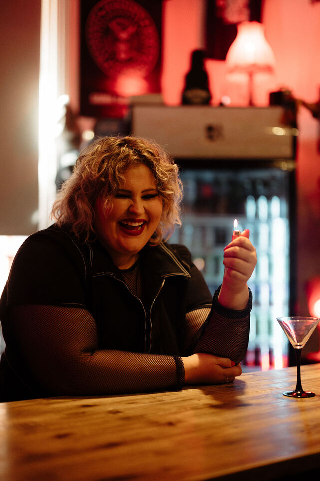 Rising Star Charlee Watt Takes Centre Stage