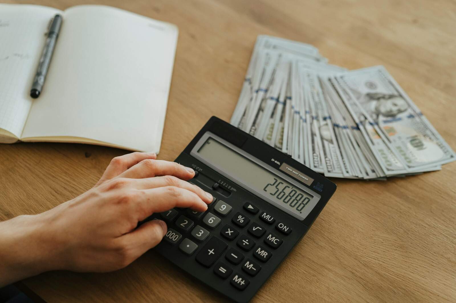 Desbloqueie o Seu Futuro: Dicas para Viver Bem com o Salário Mínimo em 2025
