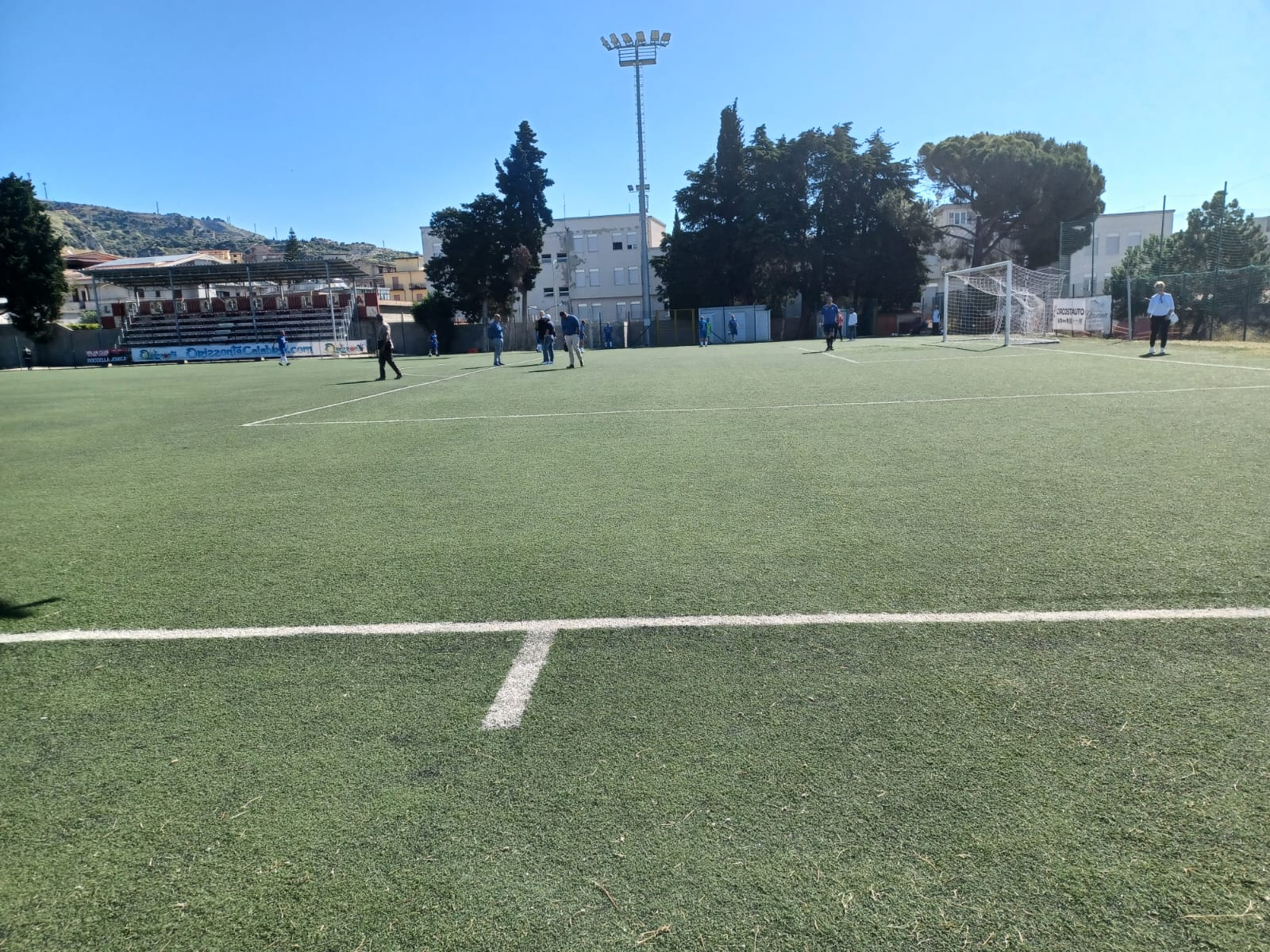 Roccella Ionica: La 'Giornata dello Sport' Unisce Sport, Solidarietà e Inclusione in un Evento Indimenticabile