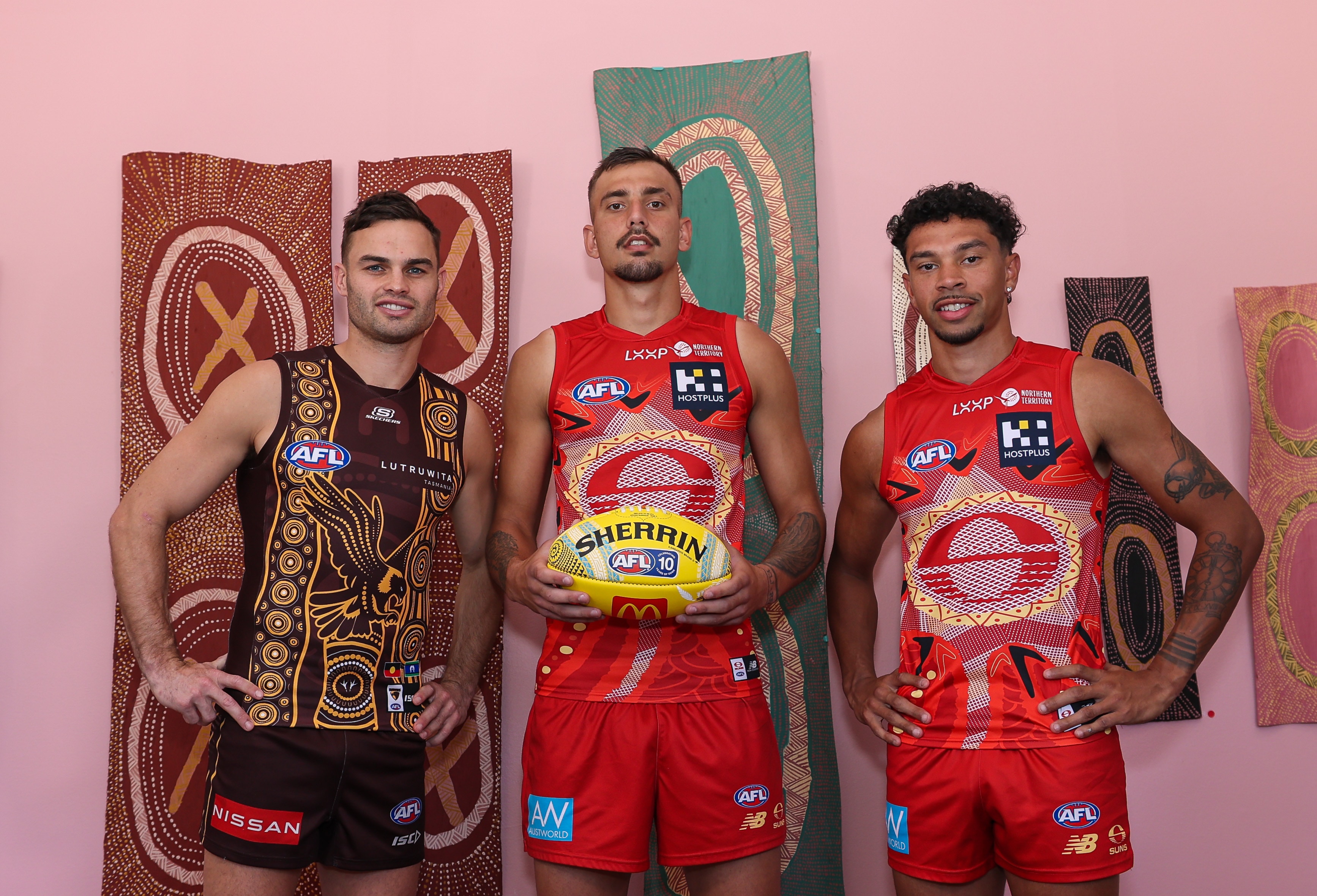 Joel Jeffrey's Powerful Connection to the Suns' Indigenous Jumper: A Darwin Landmark and Family Pride