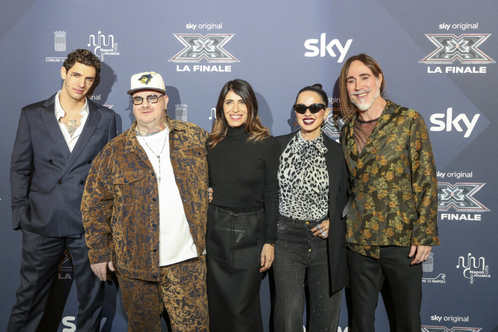 La finale, X Factor sbarca a Napoli: le novità dalla conferenza stampa