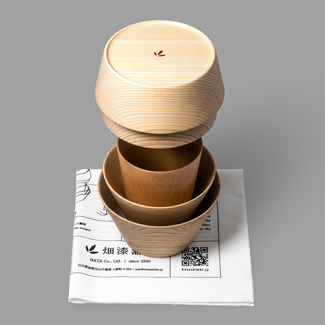 シンプルで便利な木製組み食器「ouyouki」- ミニマルなライフスタイルをサポート