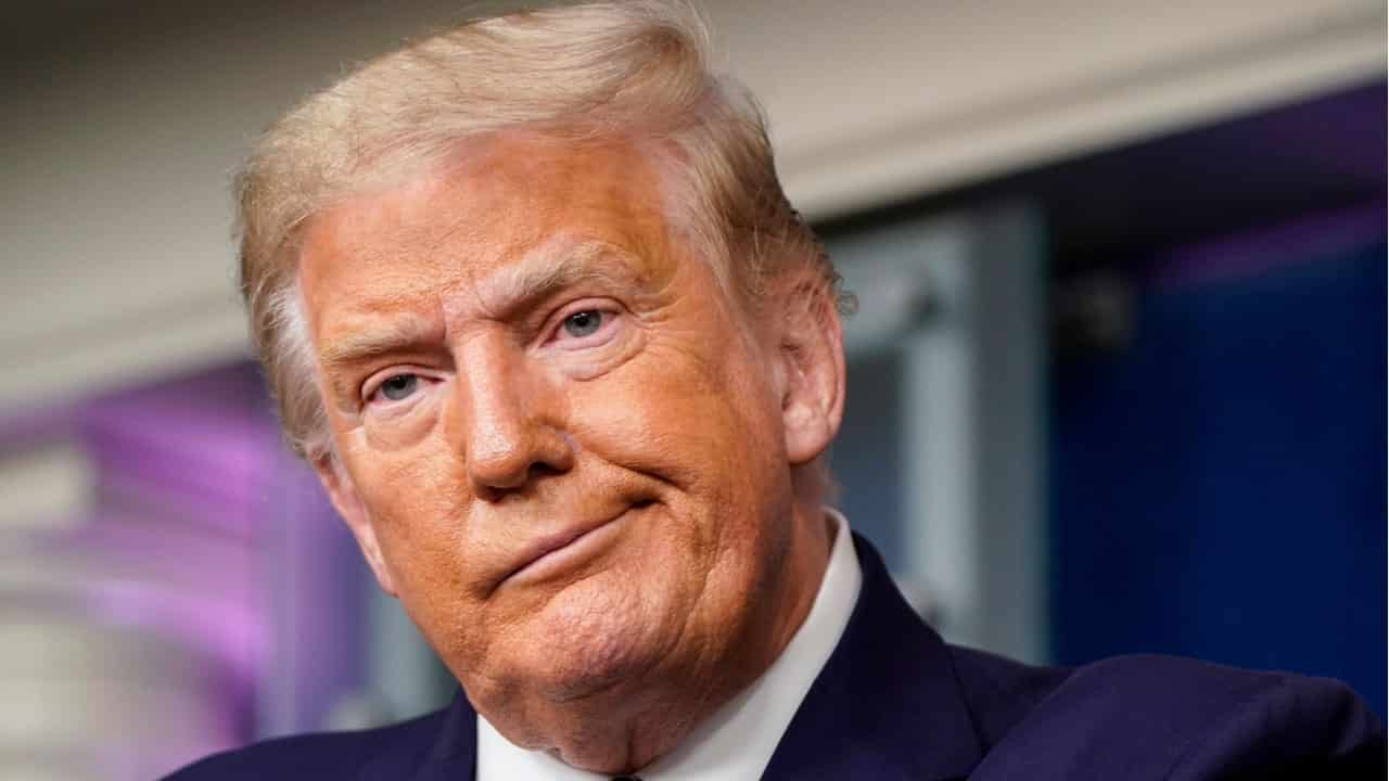Trump Alerta: Governo Americano Pondera Cancelar Contratos Milionários com Harvard