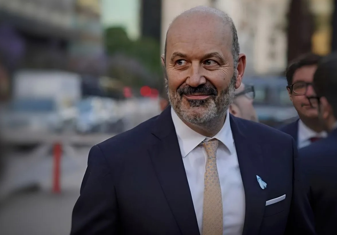 Preparan nuevas reformas y desregulaciones antes que venzan las facultades delegadas