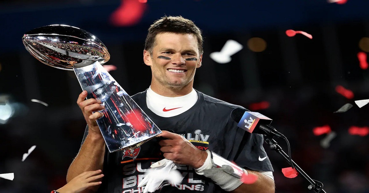 Tom Brady a WrestleMania 41? Il leggendario quarterback suggerisce la sua possibile partecipazione