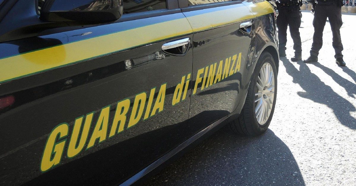Senzatetto Milionario: La Storia di un Uomo che Scopre di Possedere una Società con Finanziamenti Statali
