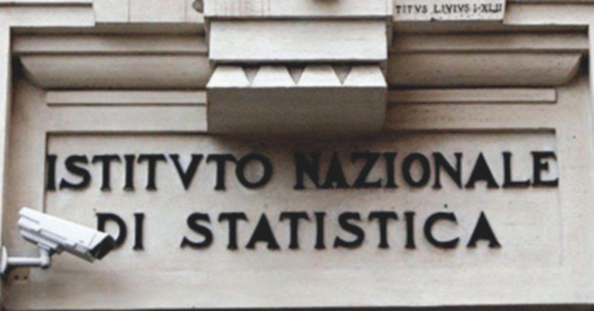 Stili di vita malsani in Italia: sovrappeso, alcolismo e fumo, un'allarme per la salute pubblica