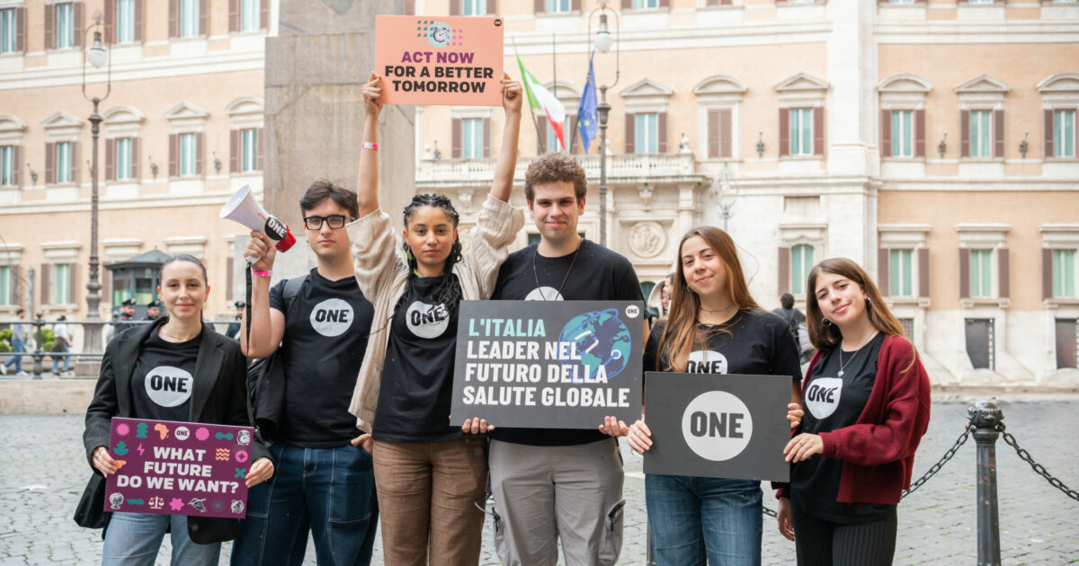 Italia, Investi in Salute Globale: Un Appello a Gavi e Fondo Globale per un Futuro Più Sicuro