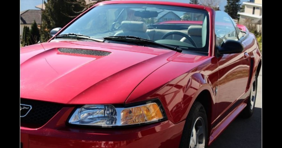 Catawiki, all'asta la Ford Mustang di Richard Gere e una selezione di auto d'epoca cabrio