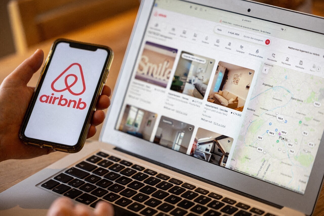 Airbnb Révolutionne le Tourisme : Coiffeurs, Massages, Chefs à Domicile et Expériences VIP débarquent sur la Plateforme !