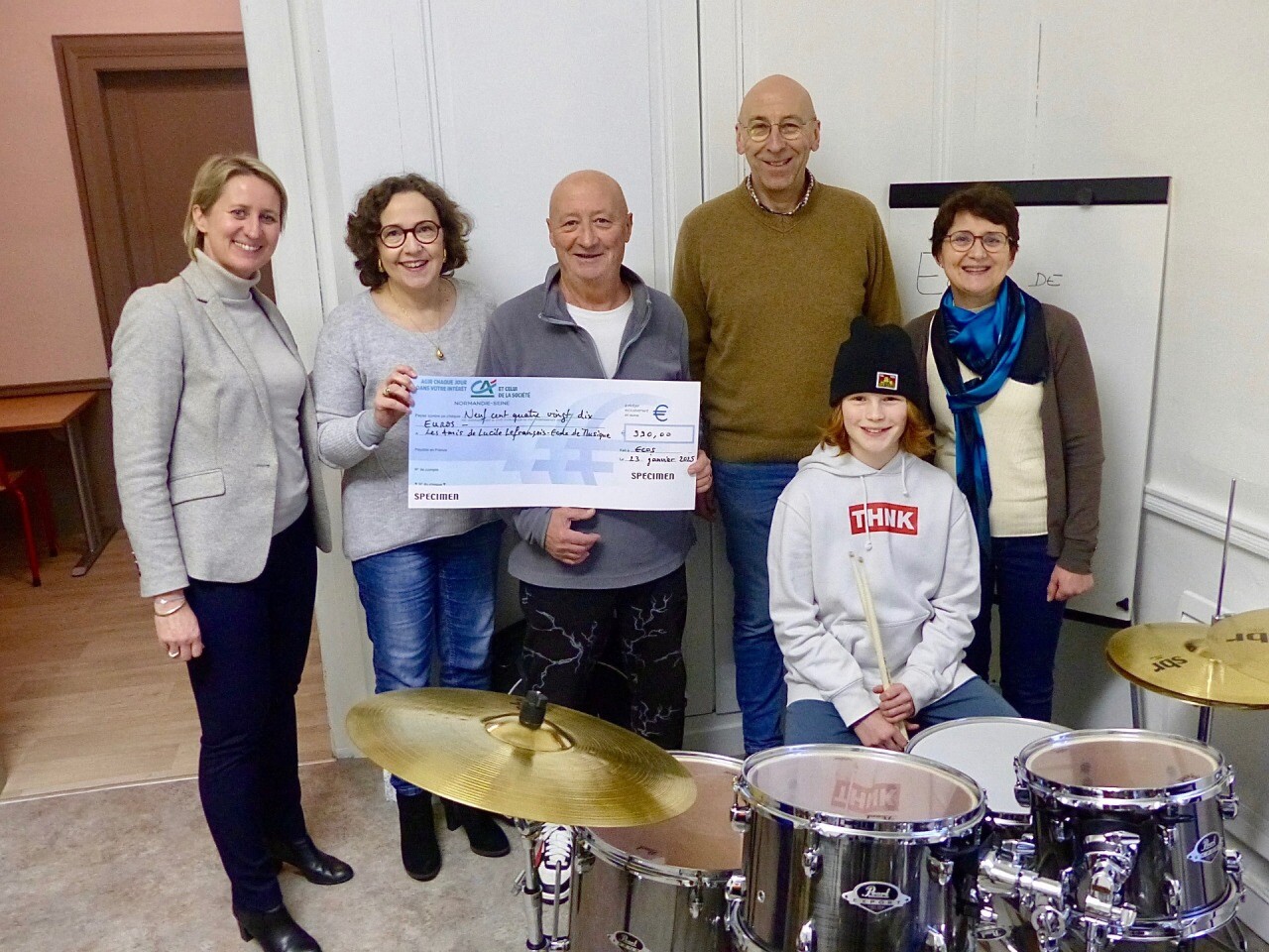 Une école de musique de l'Eure se dote d'un nouvel instrument grâce à une banque locale