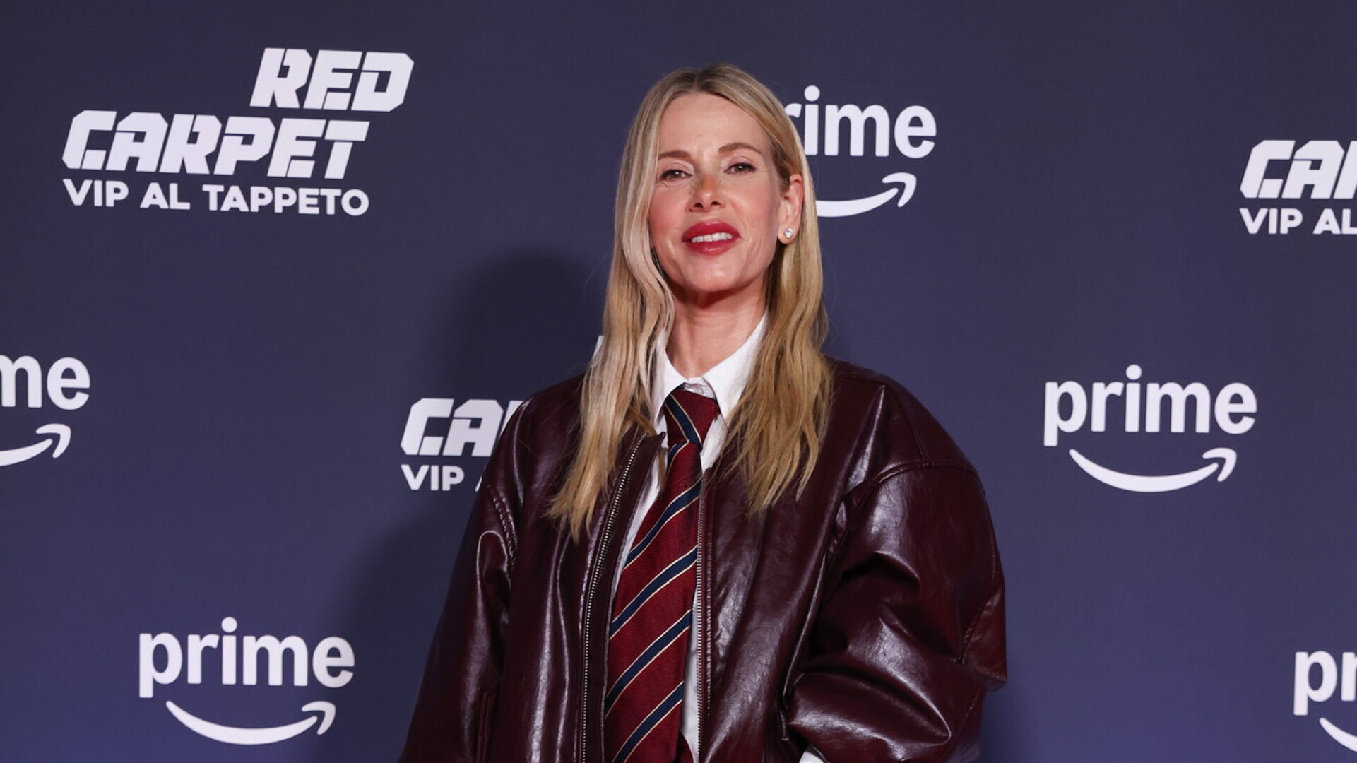 Scopri il nuovo game show 'Vip al tappeto' con Alessia Marcuzzi: concorrenti, streaming e segreti