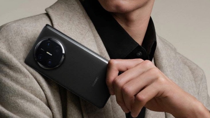 Revolutionary HUAWEI Mate X6 Foldable Phone Unveiled: A Game-Changer in Mobile Technology