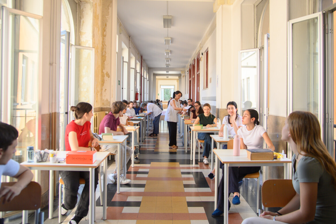 Prestito d'Onore Studenti: La Difesa di Meloni e le Novità per l'Esame di Maturità 2025