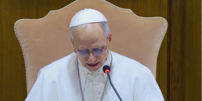 Papst Leo XIV. betont Demut und Dienst am Nächsten in Botschaft an die Kardinäle