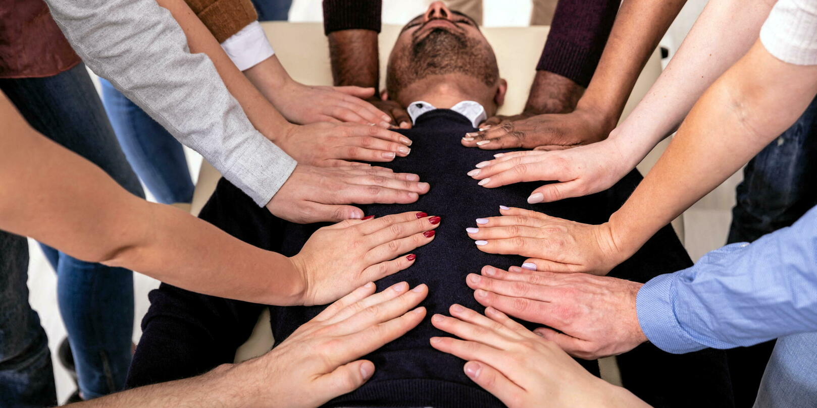 Santé en danger : le rapport qui dénonce les pratiques abusives des charlatans