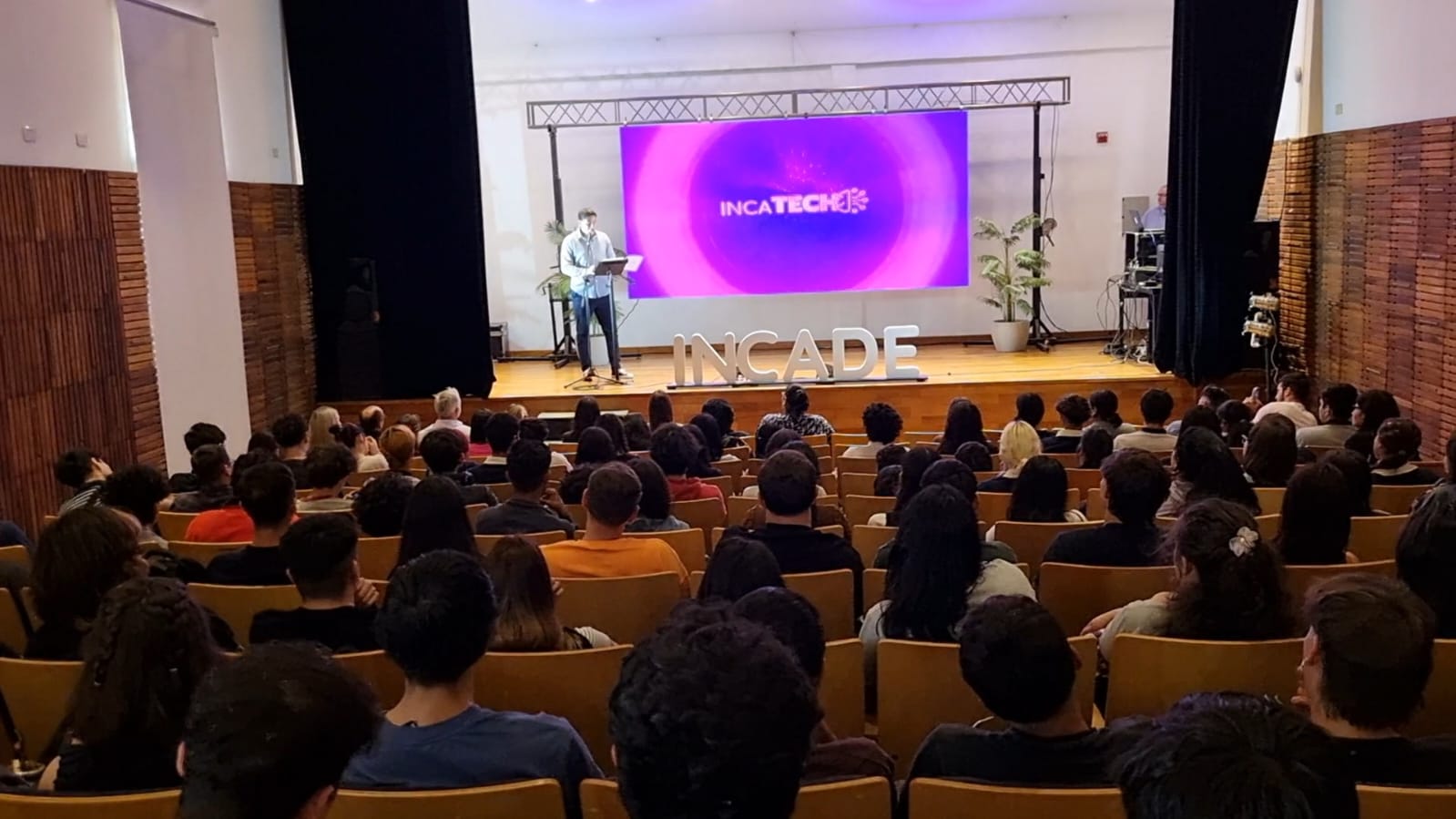 Se realizó el IncaTECH Dinámico 2025: el encuentro de tecnología, innovación y conocimiento que por primera vez recorrerá Misiones