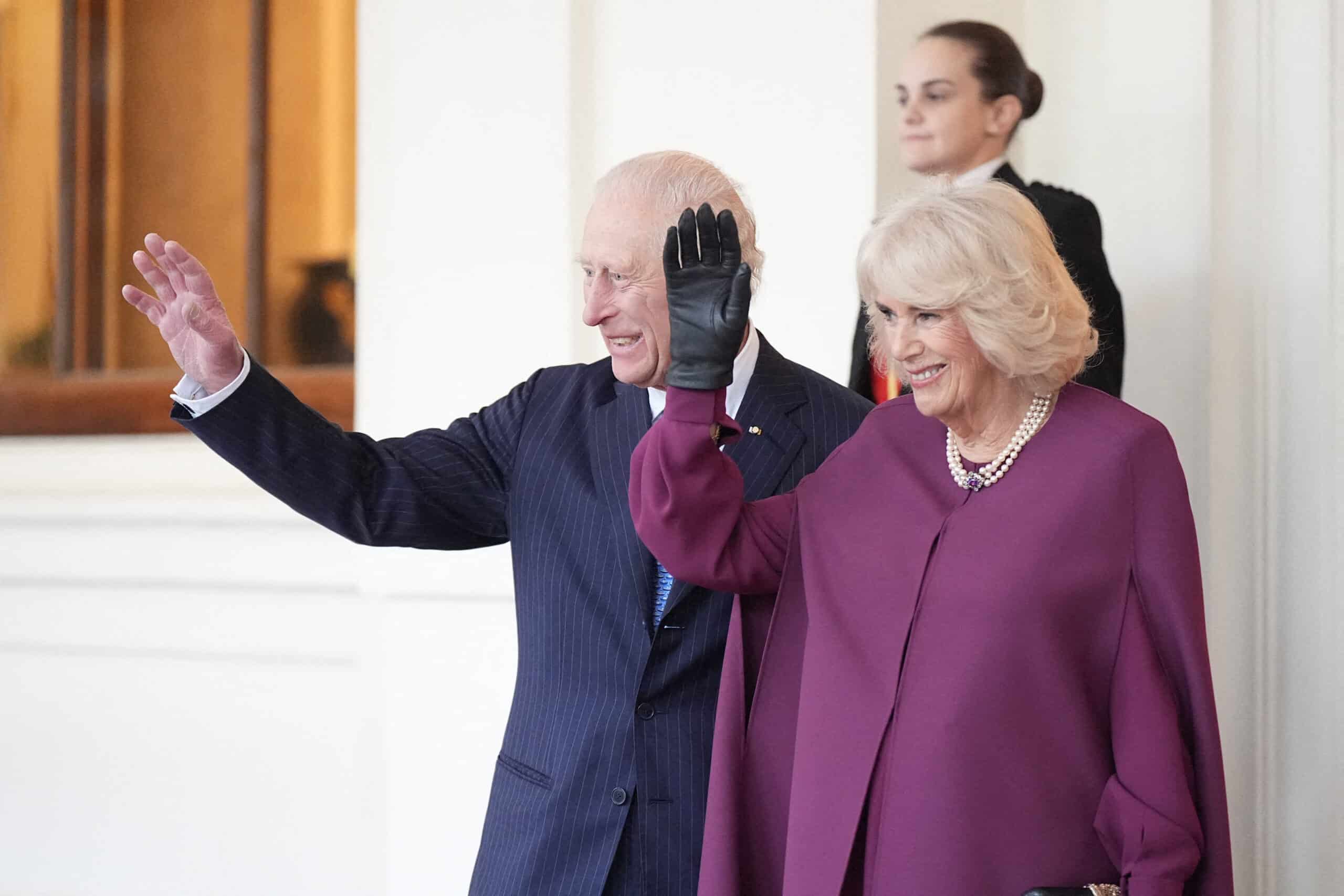 Noël au palais : découvrez les décorations de rêve de Charles III et Camilla