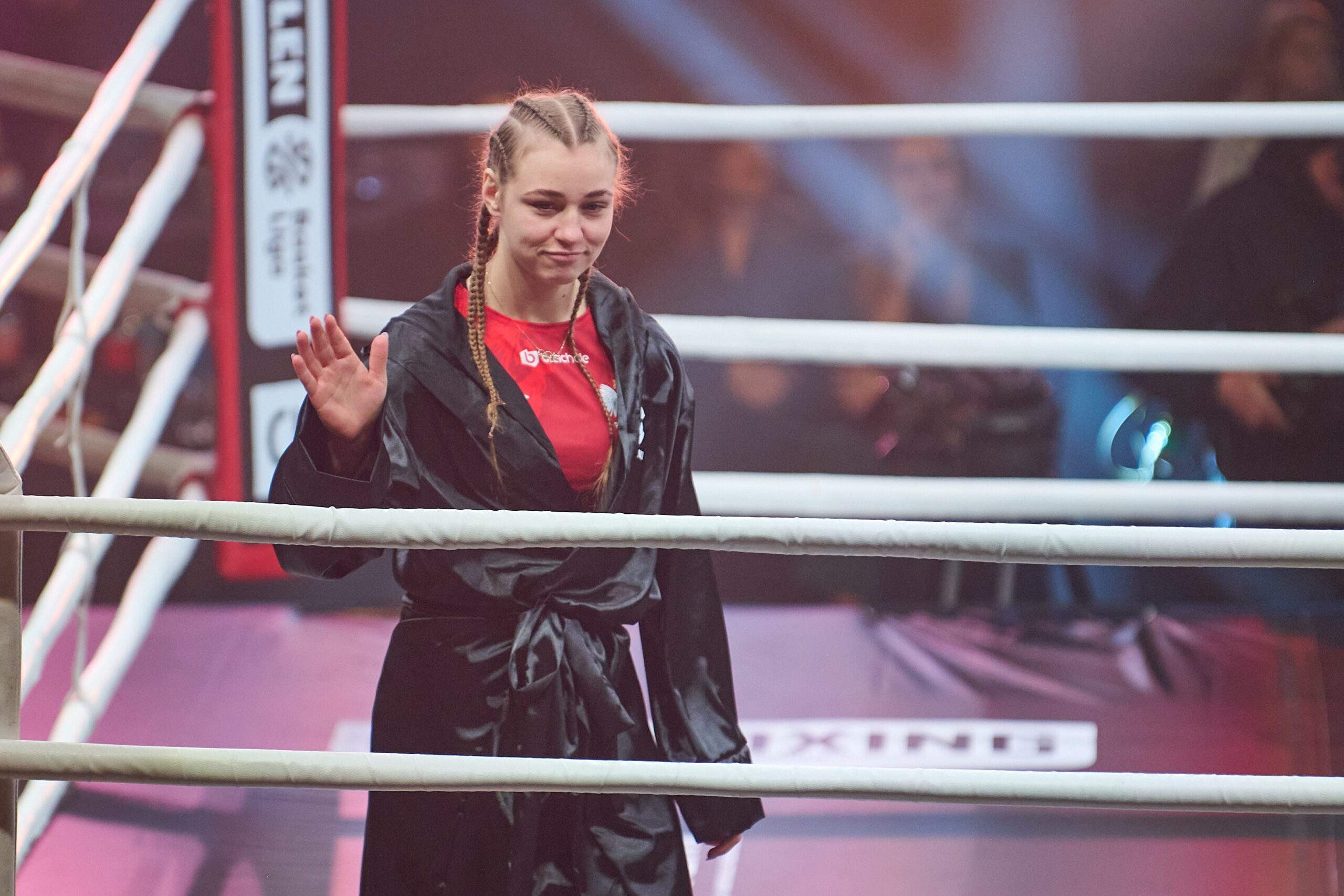 Julia Szeremeta powraca na ring: niezwykły występ!