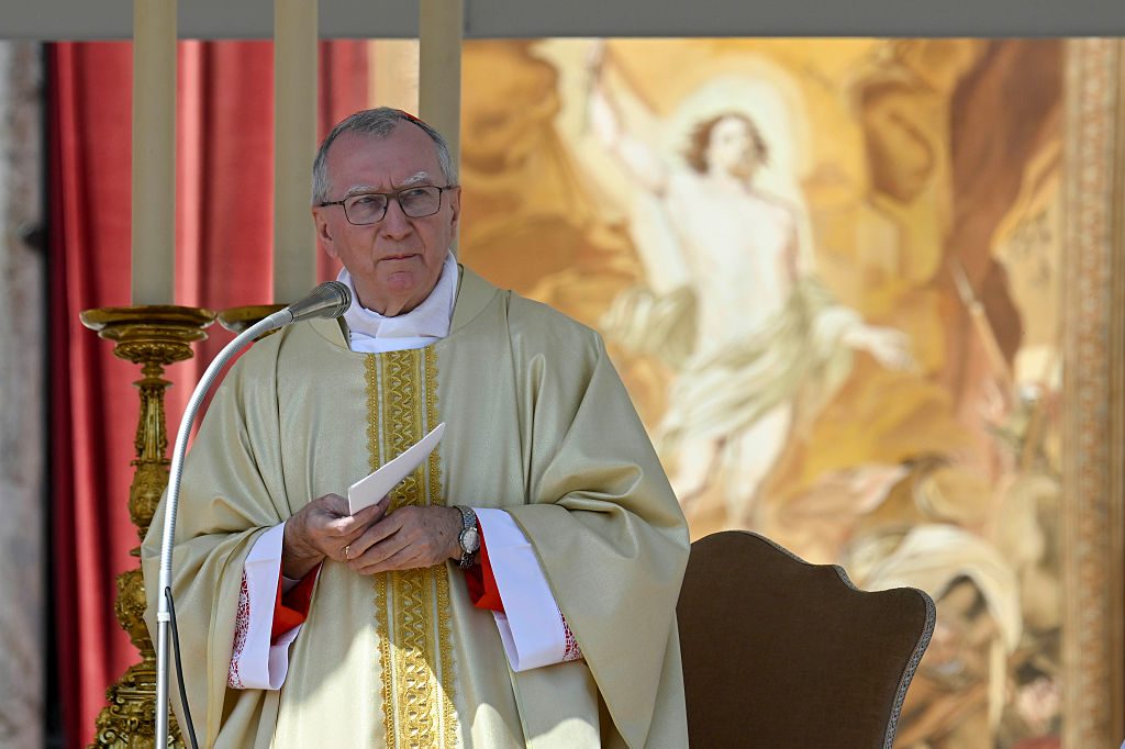 Conclave spaccato tra bugie sulla salute di Parolin e fazioni dei cardinali: "Abbiamo bisogno di più tempo"