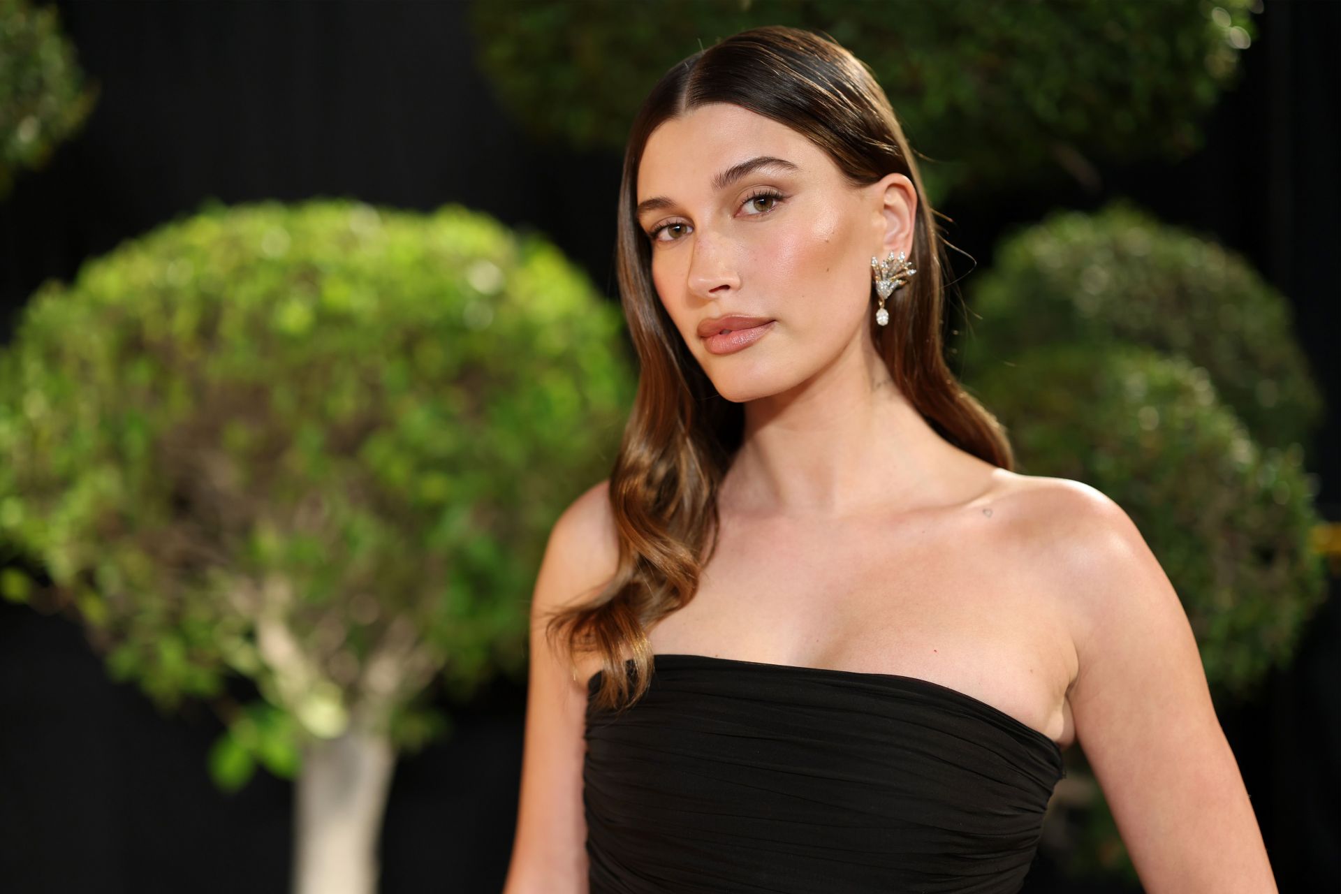 Hailey Bieber Opens Up About Ovarian Cyst Diagnosis: A Look into Her Health Struggles