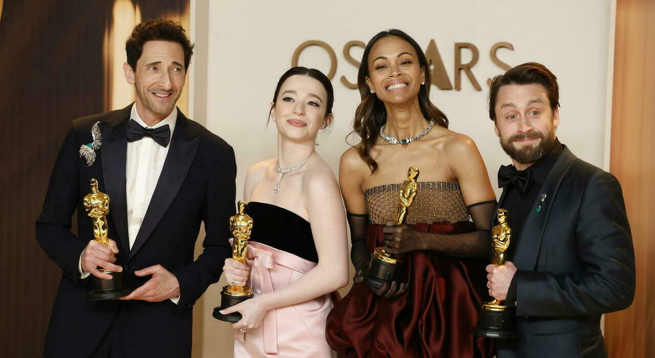 Oscar 2025: Anora Trionfa con 5 Premi, Compresi Miglior Film e Regia