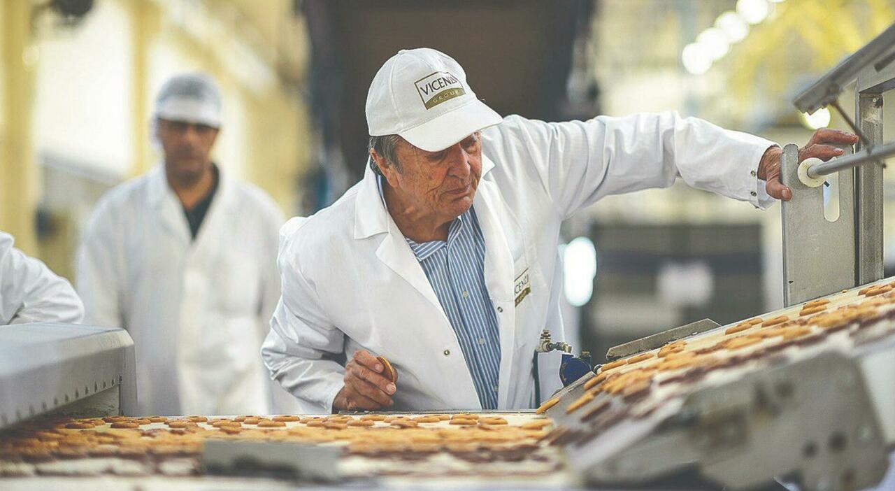 Addio a Giuseppe Vicenzi, il Re dei Biscotti: Una Vita di Successo e Passione
