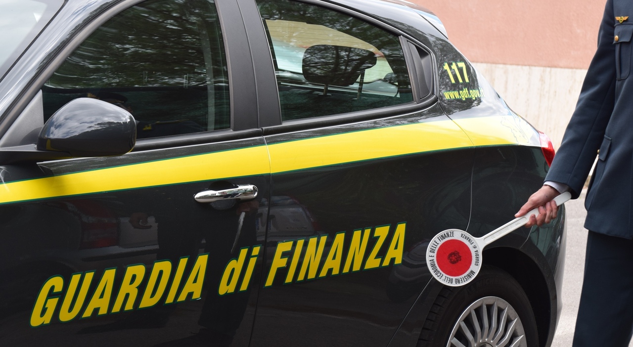Frode Fiscale da 2,5 Milioni di Euro a Solofra: Operazione della Guardia di Finanza