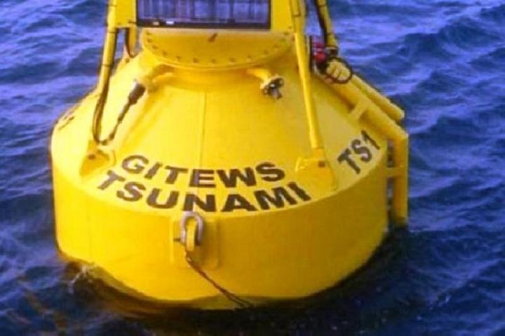 Indonesia Tingkatkan Kewaspadaan Tsunami dengan Teknologi Kabel Optik Canggih: Jaringan Sensor Lebih Luas dan Akurat