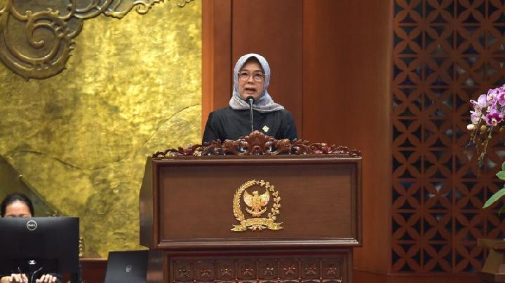 BPK Serahkan Hasil Pemeriksaan Keuangan Negara Semester I 2024 ke Prabowo