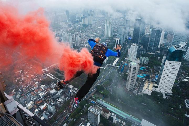 5 Fakta Menarik tentang Base Jump, Olahraga Ekstrem Penuh Tantangan