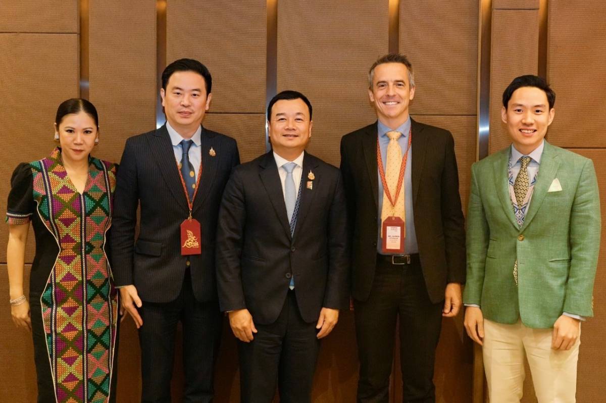 รัฐมนตรีท่องเที่ยวจับมือ Agoda ส่งเสริมการท่องเที่ยวไทย
